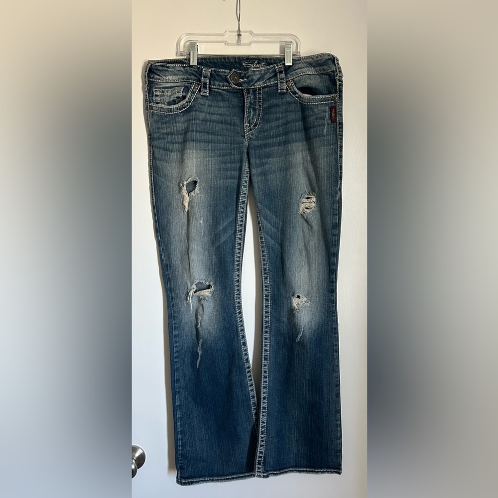 Distressed Blue Boot Cut Silver Jeans